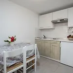 Folo * Tar-Vabriga