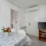 Folo Apartman *