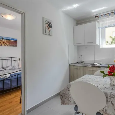 Folo Apartment